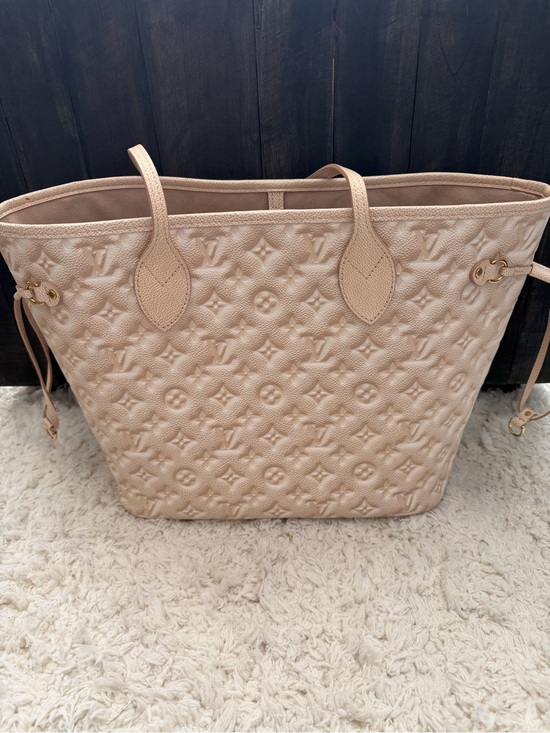 Louis Vuitton Handbags - Louis Vuitton Neverfull Stardust *rare